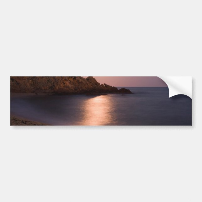 Purpurfärgad solnedgångstrand Catalonia, Spanien Bildekal (Framsidan)