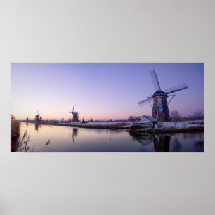Purpurfärgad soluppgång över windmillsaffischen poster