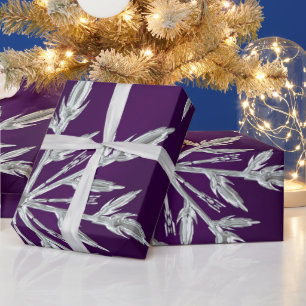 Purpurfärgade julstjärnor med vitiskristallen presentpapper