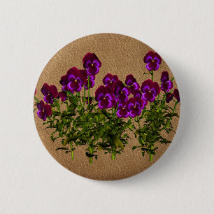 Purpurfärgade Violets på åldrig papper blommigt Knapp