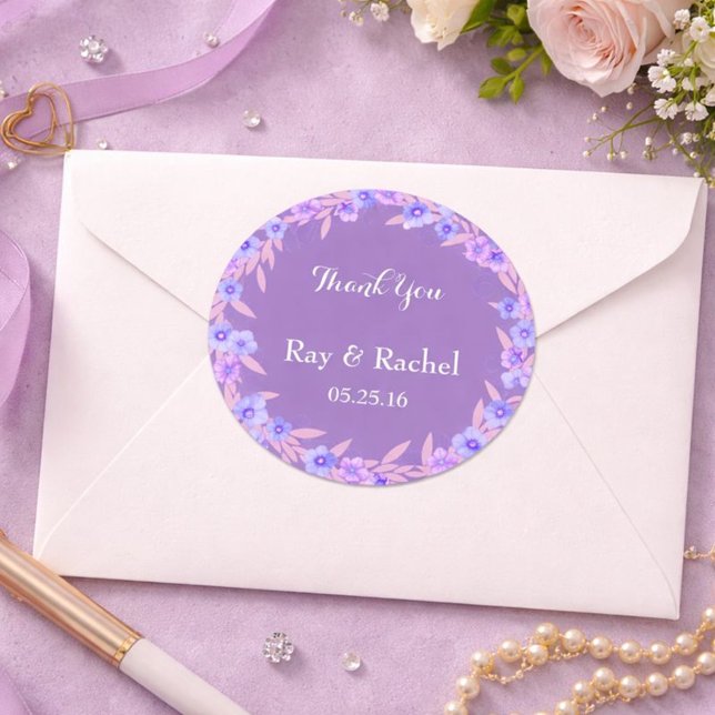 Purpurfärgat blom- tack runt klistermärke (Skapare uppladdad)