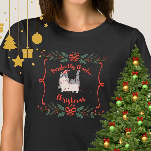 Purrfectly Chaotic Christmas Funny Holiday Cat  T Shirt (Skapare uppladdad)