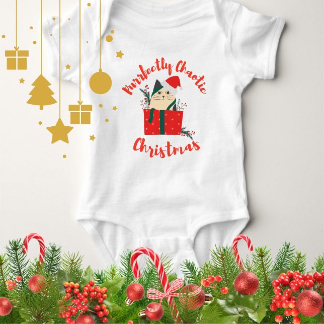 Purrfectly Chaotic Christmas Funny Holiday Cat  T Shirt (Skapare uppladdad)