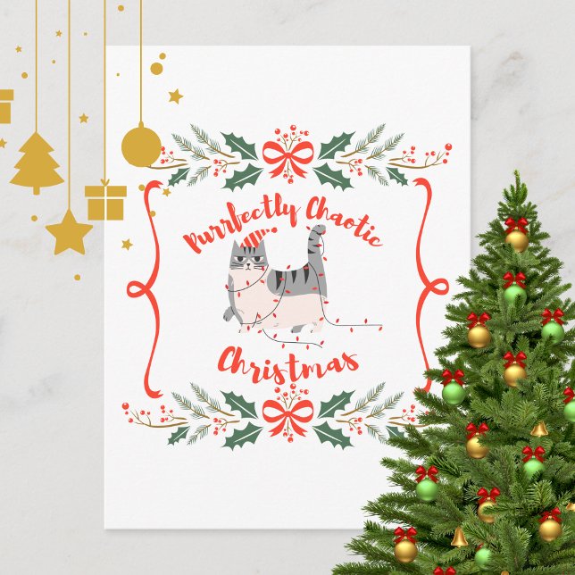 Purrfectly Chaotic Christmas Funny Holiday Cat  Vykort (Skapare uppladdad)