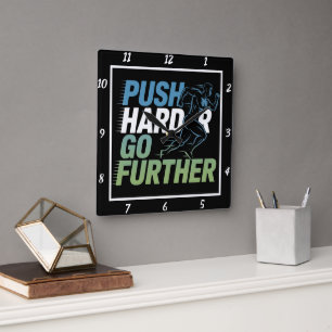Push Harder går längre Springer Fyrkantig Klocka