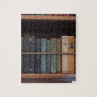Pussel av bokhyllan i Bibliotek