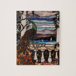 Pussel av fastnat glas från Peacock