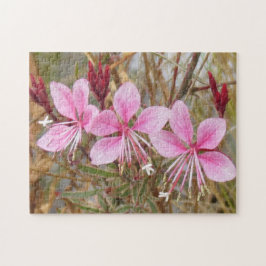 Pussel - Rosa Blommor i torkat gräs