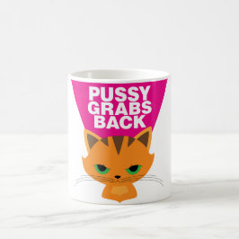 Pussyhastigt grepp drar tillbaka kaffemugg