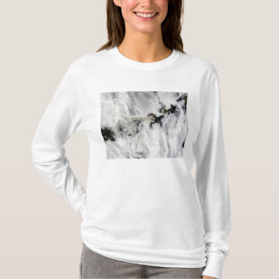 Putsa från den Okmok vulkan, Aleutian öar T-shirt