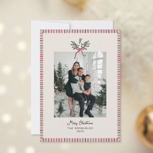 Pyntat julkort med monogram och familjefoto