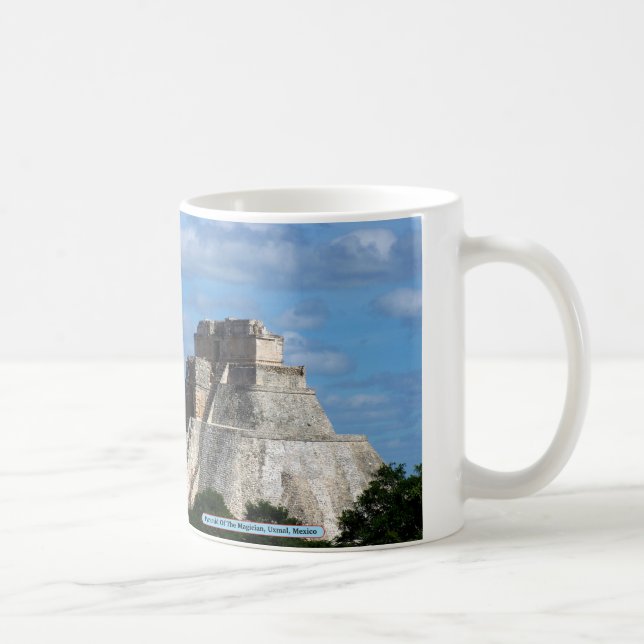 Pyramid av magician, Uxmal, Mexiko Kaffemugg (Höger)
