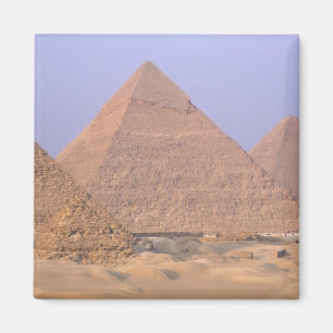 Pyramid av Menkaure Mycerinus), Pyramid av Magnet
