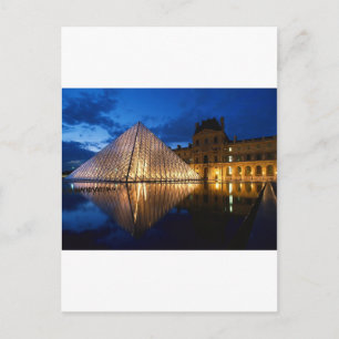 Pyramid i Louvre Museum,Paris,Frankrike Vykort