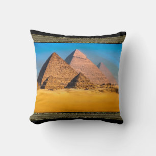Pyramider Kudde