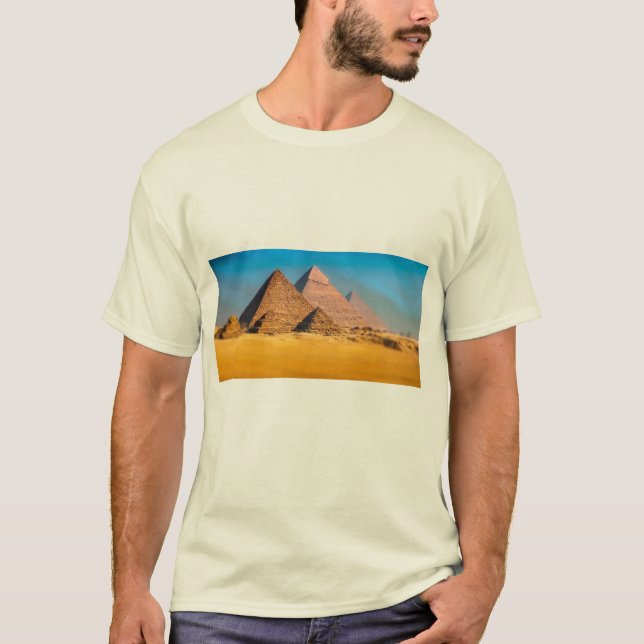 Pyramider T Shirt (Framsida)