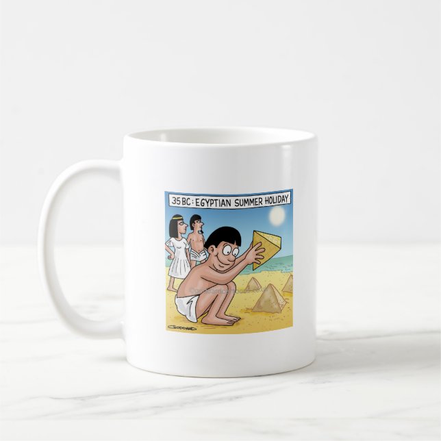 Pyramidformade sandslott kaffemugg (Vänster)