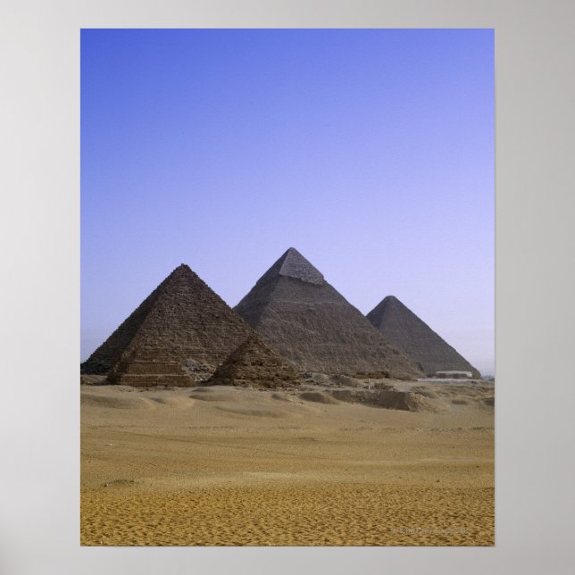 Pyramids i öknen Kairo, Egypten Poster (Framsidan)