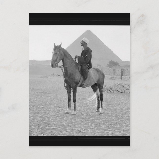 Pyramids of Giza with Horseman circa 1934 Vykort (Framsida)
