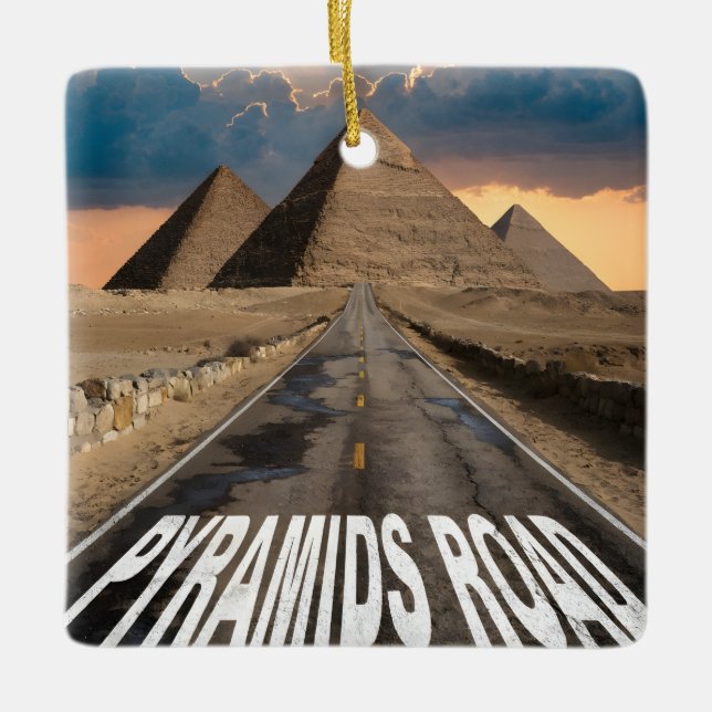 Pyramids Road Egypt Desert Landmark Art Julgransprydnad Keramik (Framsida)