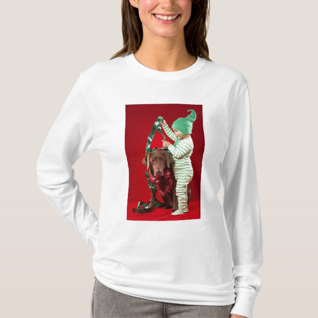 Pys som dekorerar en hund t shirt (Framsida)