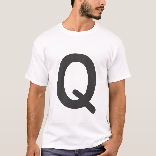 Q. T-SHIRT (Framsida)