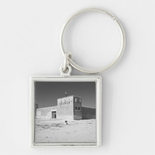 Qatar, Al Zubarah. Al-Zubara Fort (b.1938) nu Fyrkantig Silverfärgad Nyckelring