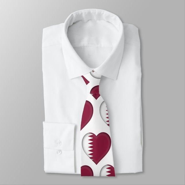 Qatar Flagga Heart Mönster Neck Tie Slips (Bunden)