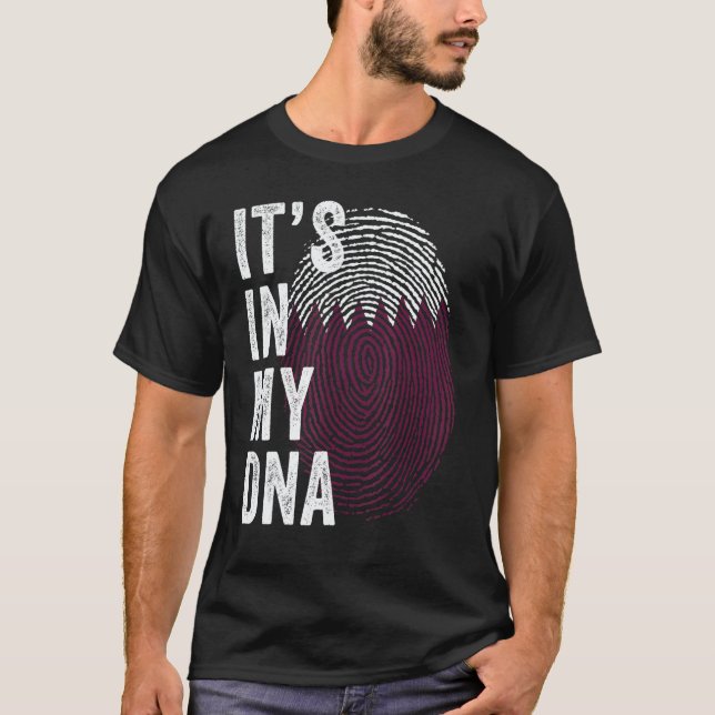 Qatar It's In My DNA Cute Qatari Fingerprint Qatar T Shirt (Framsida)