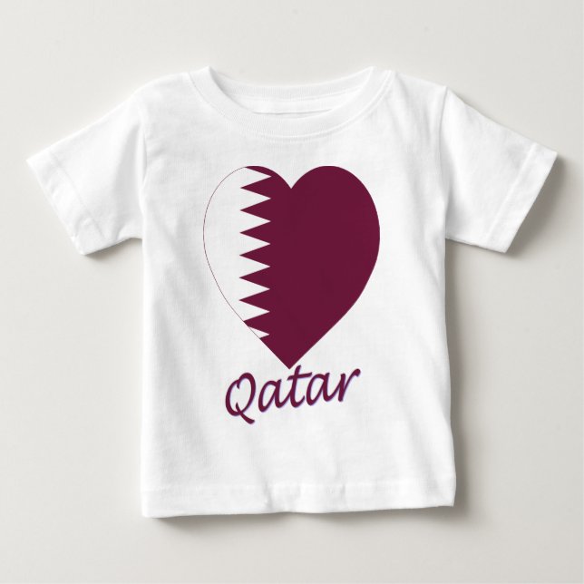 Qatarisk flaggahjärta t-shirt (Framsida)