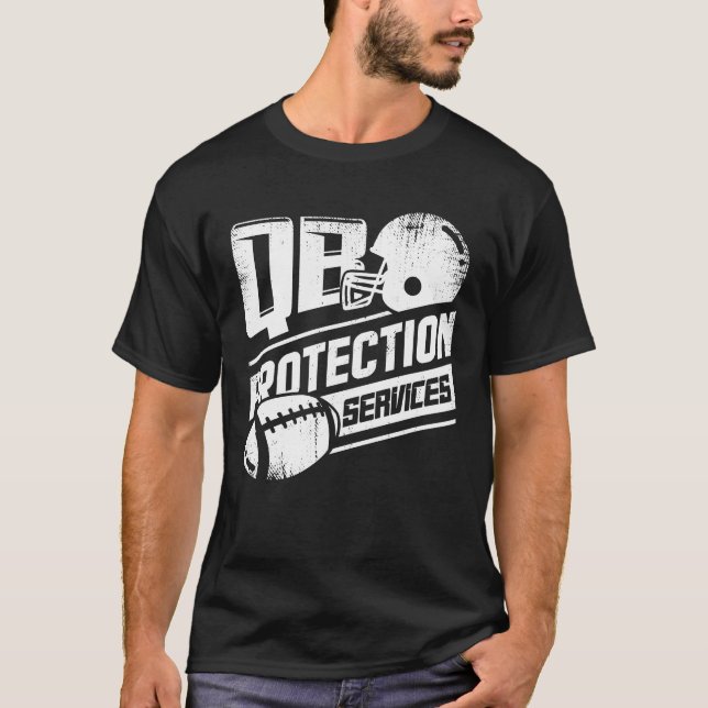 QB Protection Services Offensiv Lineman Gift T Shirt (Framsida)