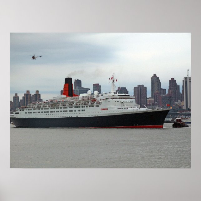 QE2 Passing Midtown Poster (Framsidan)