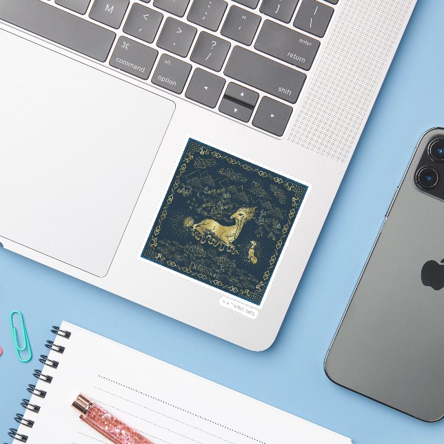 Qilin vid Rest Golden Tapestry Klistermärken (Laptop med iPhone)