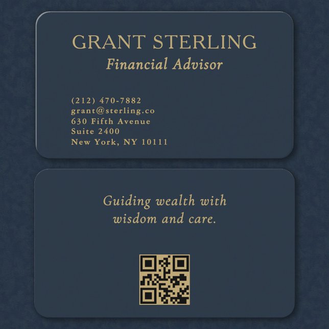 QR Code Financial Advisor Minimal Navy Blue Gold  Visitkort (Skapare uppladdad)