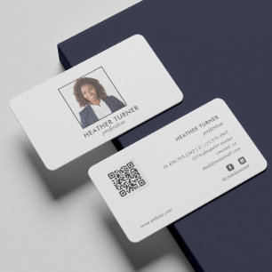 QR CODE Professionell SQUARE Headshot Photo WHITE Visitkort
