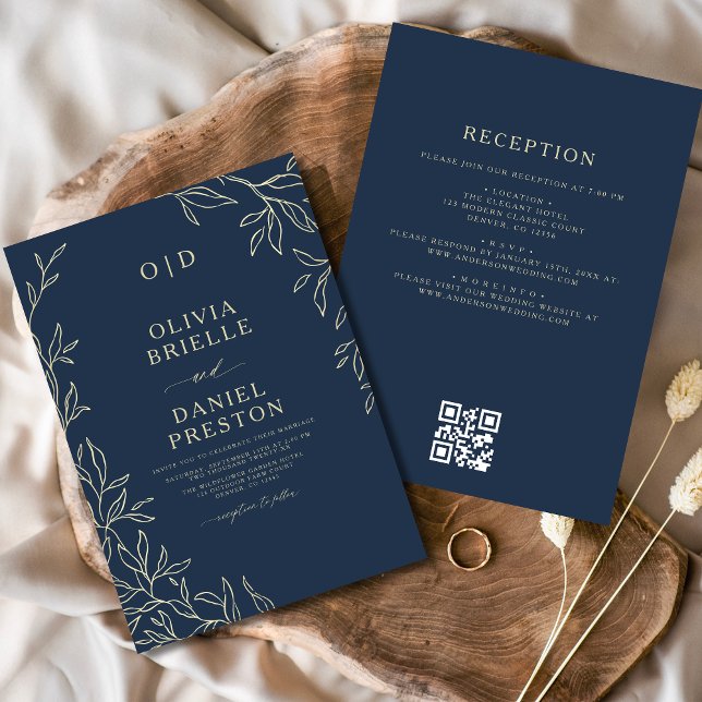 QR-kod Elegant marin blå Guld Monogram Bröllop Inbjudningar (Skapare uppladdad)