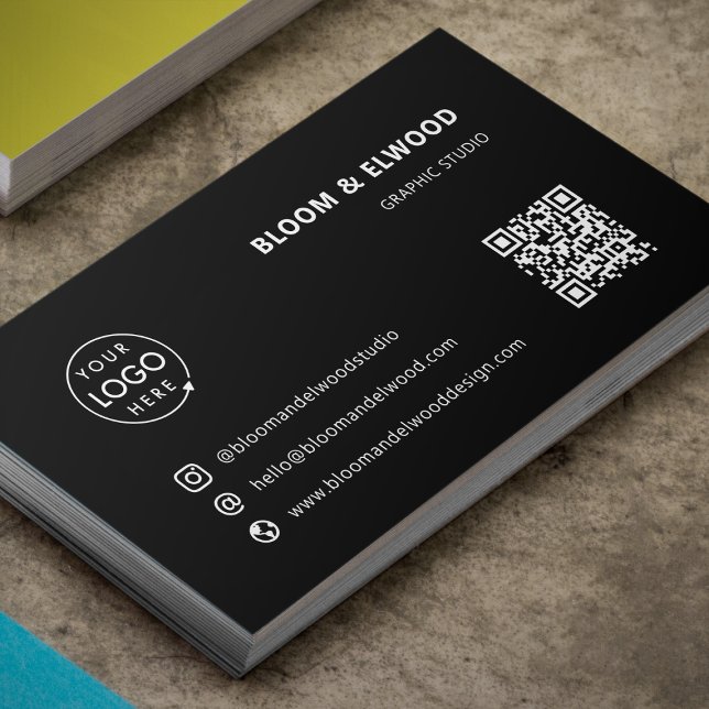 QR-kod - enkel modern, minimal, svart Logotyp Visitkort (Modern minimalist logo business card by Guava - clean, professional, and fully customizable)