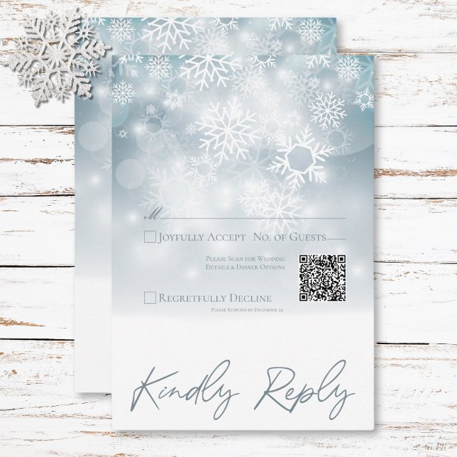 QR-kod för blå vinter-Snö, modern Bröllop OSA Kort (Blue Winter Snow Modern Wedding QR Code RSVP Card)