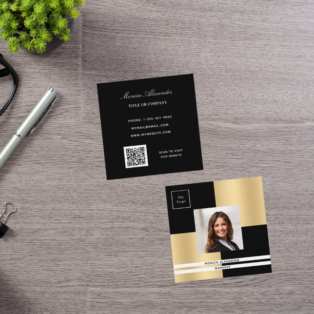 QR-kod för svartvit logotyp i guld Fyrkantigt Visitkort (Skapare uppladdad)