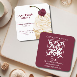 QR-kod Maroon White Cuptårta Bakery Square Fyrkantigt Visitkort