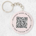 QR-kod | Modern  Rosa för företag Nyckelring<br><div class="desc">En enkel  rosa QR-kodmall i ett modernt minimalistiskt stil som enkelt kan uppdateras med QR-koden,  namn eller webbplats- och anpassningsbar-text,  t.ex. skanna mig till.. #QRcode #keychain #business</div>