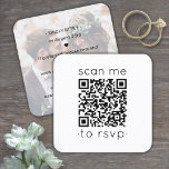 QR-kod OSA Bröllop webbplats Modern minimalt foto Tilläggskort<br><div class="desc">ett av dina förlovning- eller bröllop-foton och förenkla OSAN med chicens moderna QR Code Square-kort. Kortets baksida innehåller valfri information om firande, t.ex. anvisningar, webbplats eller speciella förfrågningar. Bild och all text är enkla att anpassa, inklusive ordalydelsen "skanna mig till osa". Om du vill skapa en egen QR-kod med hjälp...</div>