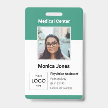 QR-kodbricka för medicinsk medarbetares foto