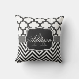 Quatrefoil Chevron Monogram Kudde