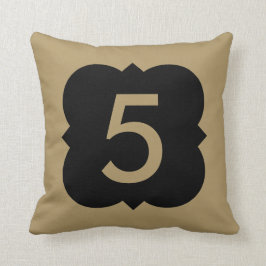 Quatrefoil: Numrera 5 Kudde