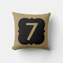 Quatrefoil: Numrera 7 Kudde