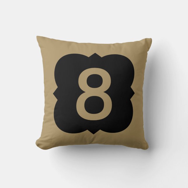 Quatrefoil: Numrera 8 Kudde (Framsida)