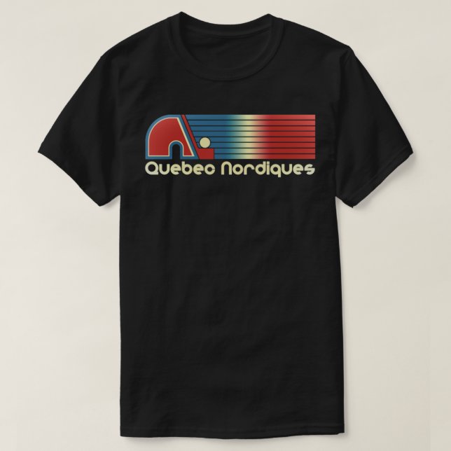 Quebec Nordiques [DEFUNCT] Essential T-Shirt (Design framsida)
