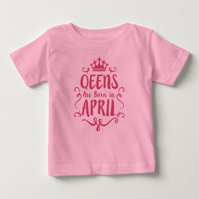 Queen är född i april t shirt (Framsida)