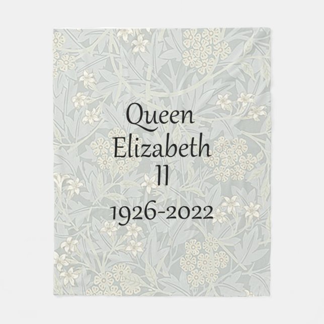 Queen Elizabeth II 1926-2022 Fleece Blanket (Framsidan)